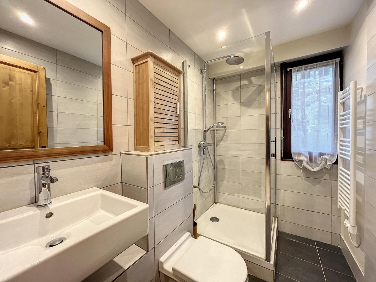Chamonix: Appt 2P, 4 Pers, Terrasse, Parking, Proche Centre Et Telecabine - Fr-1-507-26 Buitenkant foto